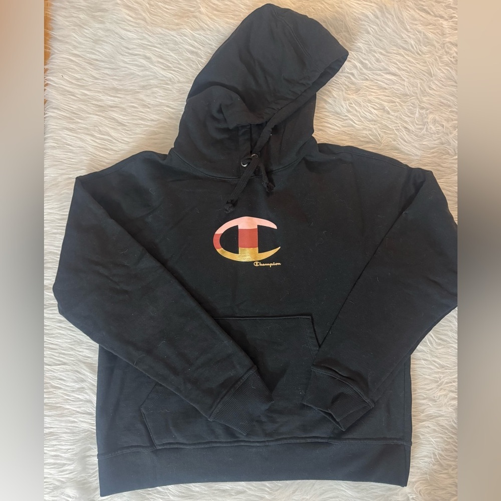 Champions women’s sweat shirts medium